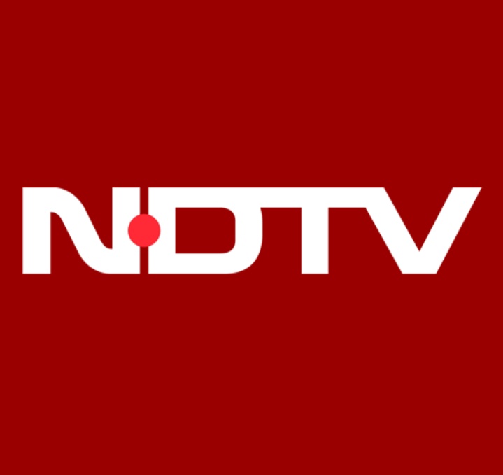 mirad_a_l's tweet photo. #ISupportBanOnRepublic 

What news channel do you like to hear..?
1 RT for NDTV
2 LIKE for REPUBLIC TV
3 COMM2for other https://t.co/thJOd4EJvb