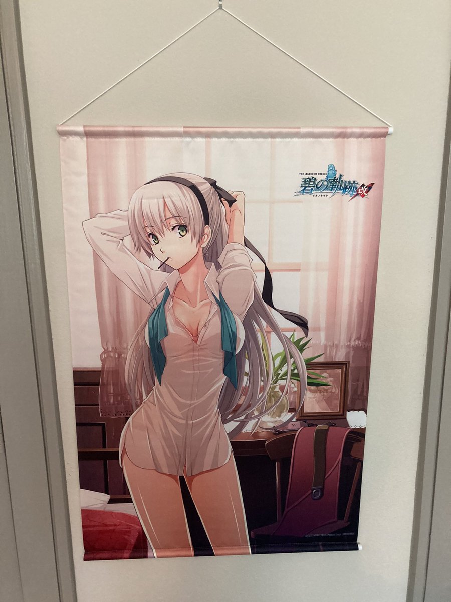 devilmaypie0's tweet photo. Picked up an Elie MacDowell wall scroll from Ao No Kiseki and an Aurelia Le Guin acrylic stand! 😍 #nihonfalcom #legendofheroes #trailsseries #trailsfromazure #trailsofcoldsteelIII https://t.co/KGvqOZTQER
