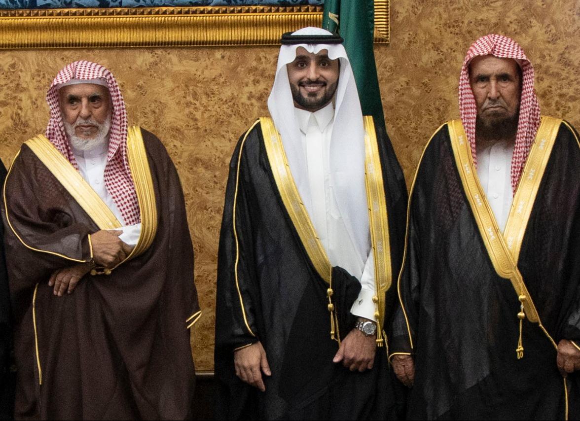 AljuraishF's tweet photo. تهانينا لأسرتي:
(#الجريش و #القفاري)
♦بمناسبة زواج الشاب/ ابراهيم بن محمد بن عبدالله الجريش

على كريمة/عبدالله بن سليمان القفاري
يوم الخميس ١٤٤٢/١/٢٢هـ الموافق 2020/9/10م
نبارك للعم محمد وللعروسين ووالديهما والأهل والاقارب
"بارك الله لهما وبارك عليهما وجمع بينهما في خير" https://t.co/agmrYOkvoz