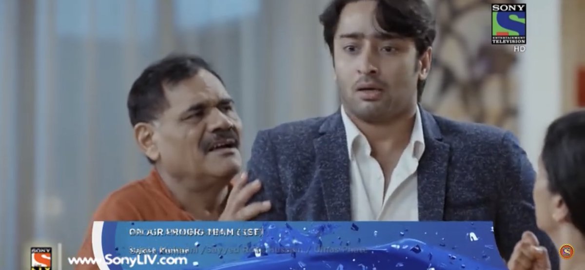 dreamee_'s tweet photo. Mr.Sheikh u were phenomenal in this entire sequence
Ur intensity legit gives goosebumps everytime 
Definitely u pulled out that pain that helplessness that restlessness that drunk state like a pro with those amazing dialogues &amp; ur breathtaking eyes!
#4yearsofdevkideewangi https://t.co/sDgAaEJJzO