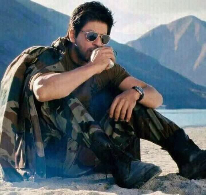 шахрукх кхан фильм jab. пока я жив (2012г. шахрукх кхан пока я жив. Shahrukh khan jab tak hai jaan. шахрукх кхан пока.