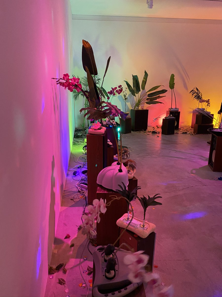 GREAT RIVERS BIENNIAL!!! Y’all this show 🔥 a) make sure reserve tix to see <a href="/ContemporarySTL/">CAM St. Louis</a> and b) we had the privilege to chat with the artists on #coolWIP! Check us out on #Spotify and #applepodcasts

#art #podcast #RachelYoun