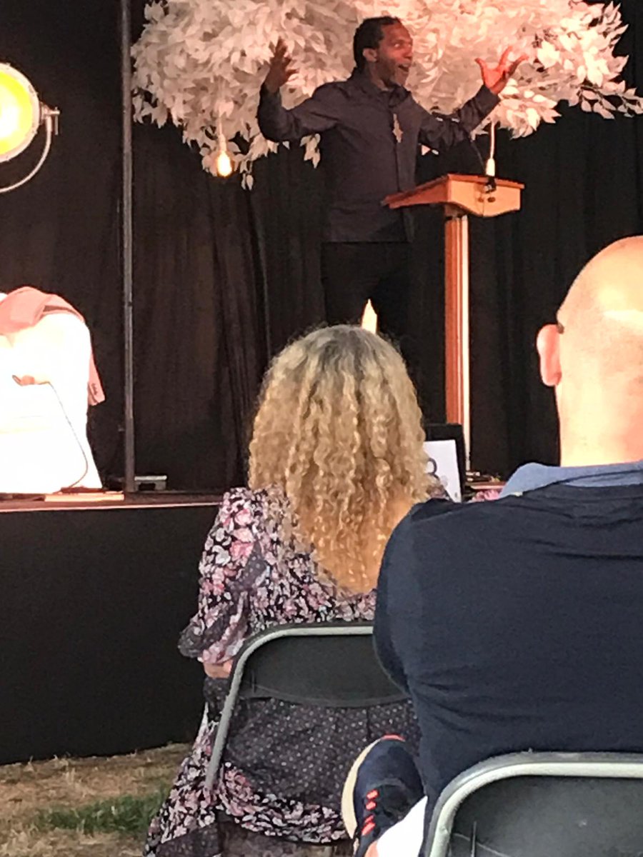 Chiswick School English Department tweet media