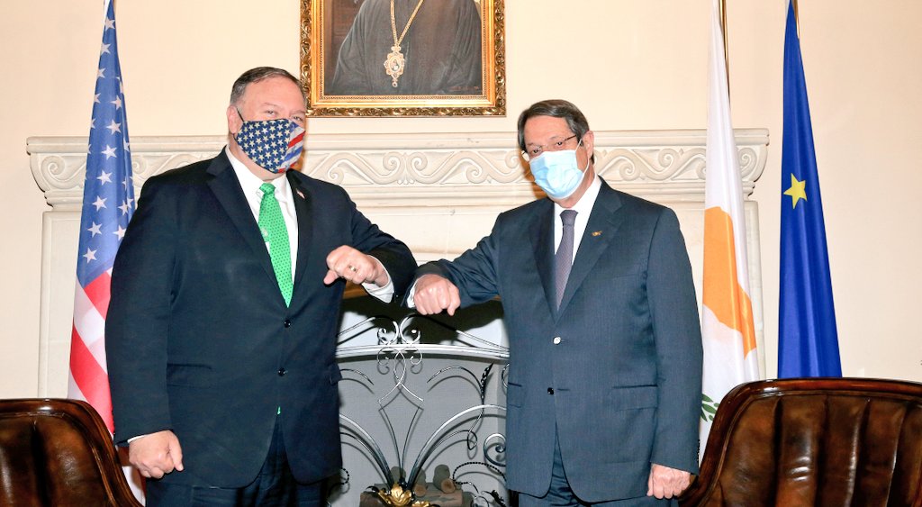 CyprusMFA's tweet photo. FM @Christodulides welcomes #US Secretary of State @SecPompeo who is visiting #Cyprus this evening.
🇨🇾🇺🇲
High on agenda of meeting with Pres. @AnastasiadesCY:
➡️Enhancement of #bilateral rel's
➡️Tensions in #EastMed caused by escalating Turkish provocations
➡️Way ahead on #Cyprob https://t.co/rSzrw3zwja