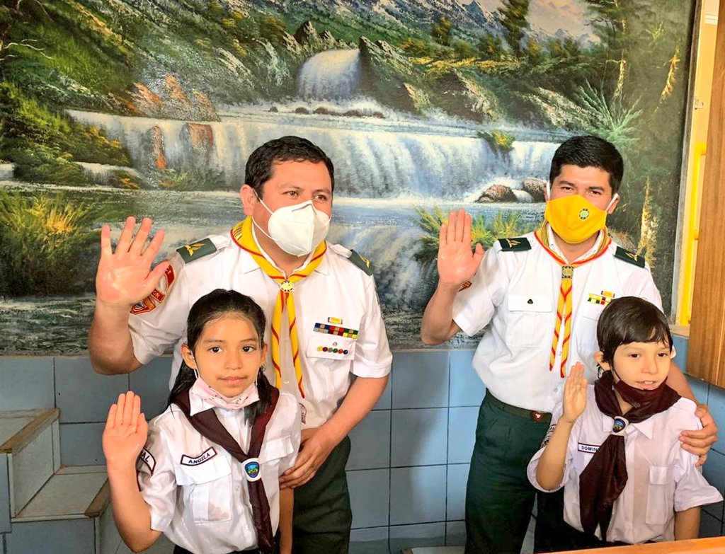Pr_JorgeAlva's tweet photo. Feliz Día del Conquistador🇵🇪🌎‼️
#70años #DiaDelConquistador #ClubDeConquistadores
ALEGRÍA en el cielo y en la tierrra 😇
⛪️ #DMCantoRey
@AdventistasUPN
@AdventistasAPCE
@bill_quispe
@OmarBullon
@PrMarquina
@hectorroncal https://t.co/vMBQf5Mwya