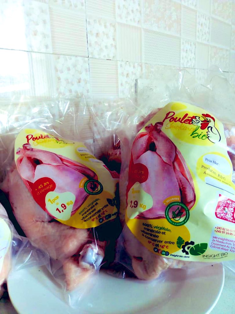 p_kissimba's tweet photo. Mon plat du samedi composĂ© des produits du terroir et entrepreneurs locaux,si nous faisons tous de mĂȘme leurs chiffres dâaffaires fera un bond exponentiel et profitera Ă tous..Valable aussi pour les biens et services.@CybelleKamba @MimieMuninda @central_sage @AndyBemba #Bisoshop https://t.co/TH4XZ35xzx