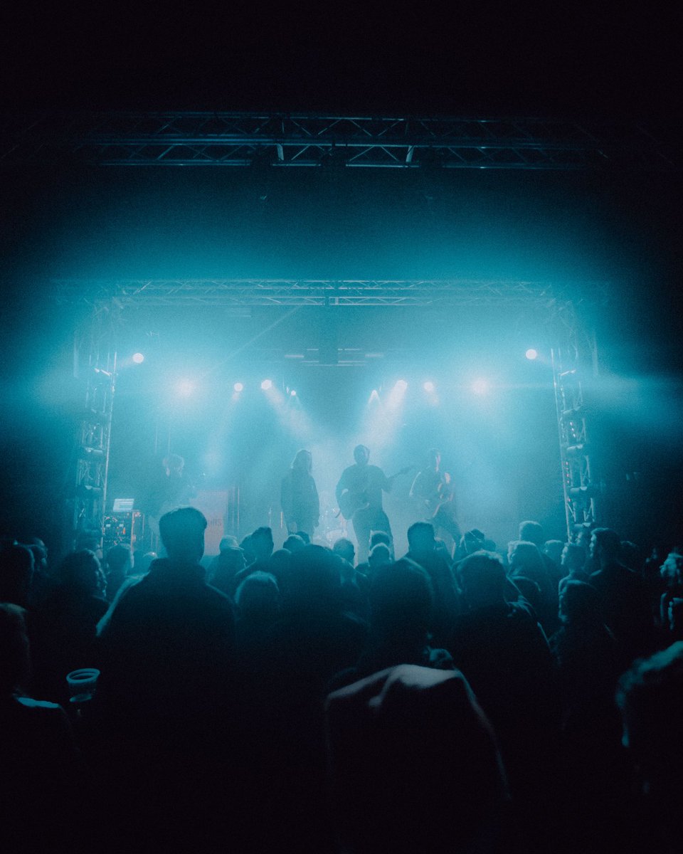 We played our last show at @DomeTufnellPark, in December. We can’t wait to return there in January 2021 to play our debut album LOW, in full!

We’ll be joined by our friends <a href="/InVisionstweets/">InVisions</a>, <a href="/official_bbe/">Behind Blue Eyes</a> &amp; <a href="/ursusofficial/">Ursus</a>!

Who will we be seeing there?

👁
Witness.

📷 @MurryKd