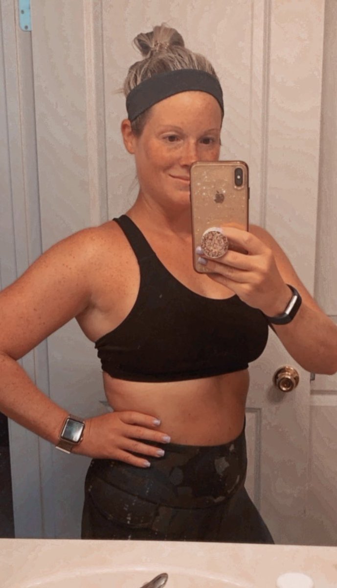 __KerryLyn130's tweet photo. I’ve been feeling down on myself lately because my workouts haven’t been what I’ve been capable of the past couple of weeks due to my bad knee barking at me and having to take more time off. Felt good after doing #LesMills #BodyPump105 today! That shoulder track, holy pushups! 🔥 https://t.co/jcQ5i5KNDV