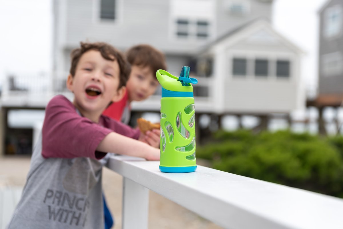 Savoring those last days of summer ☀️ 

#coolgear #hydratehappy #cyclonebottle #summerfun