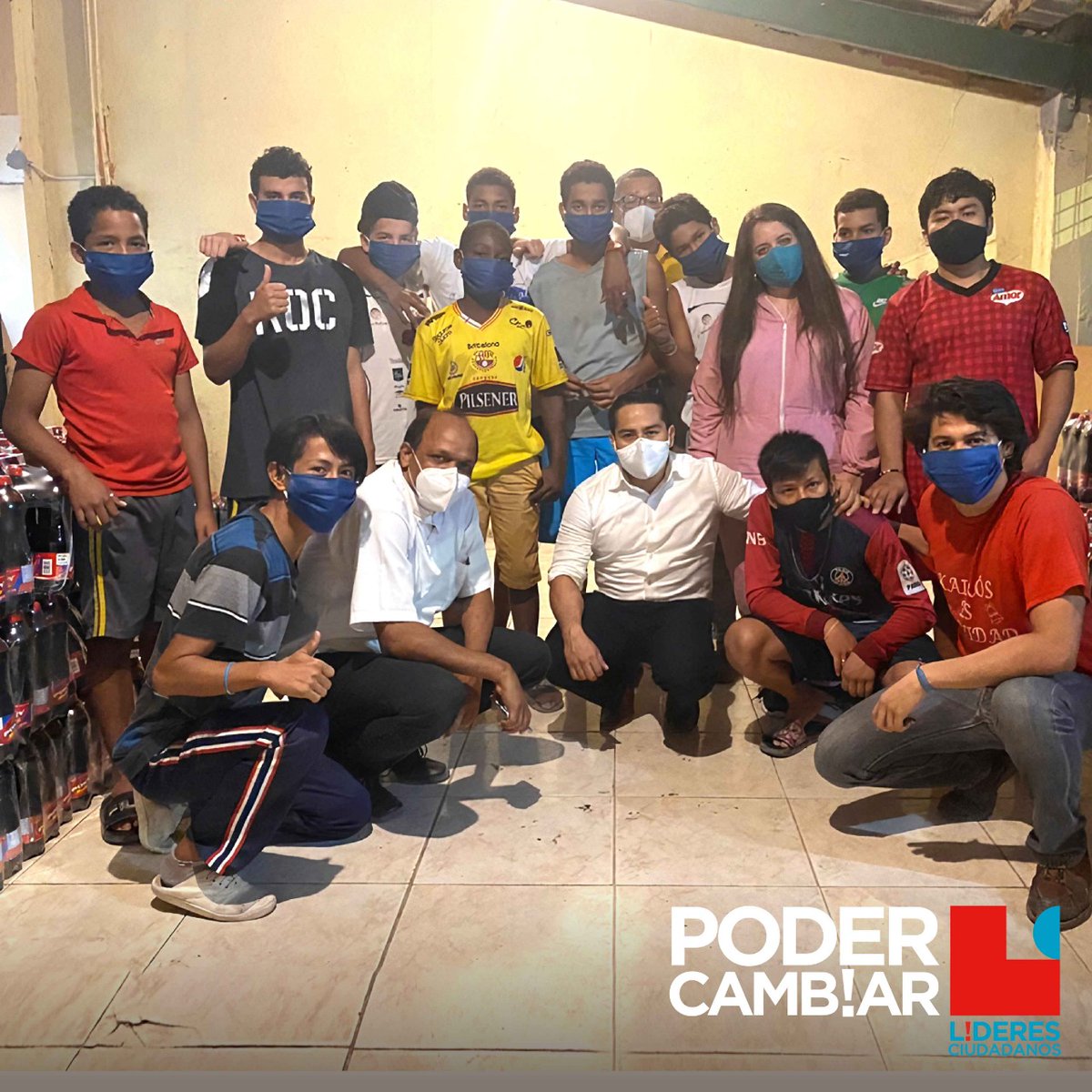 Iniciativa_LC's tweet photo. El jueves 10 de septiembre la empresa privada realizó una importante donación a @_EELC que benefició a más de 7000 familias de Monte Sinaí. La entrega se dio por medio de la Fundación Kairos, dirigida por el padre Simón.
#PoderCambiar #IniciativaLideresCiudadanos https://t.co/HUuijZWhOn