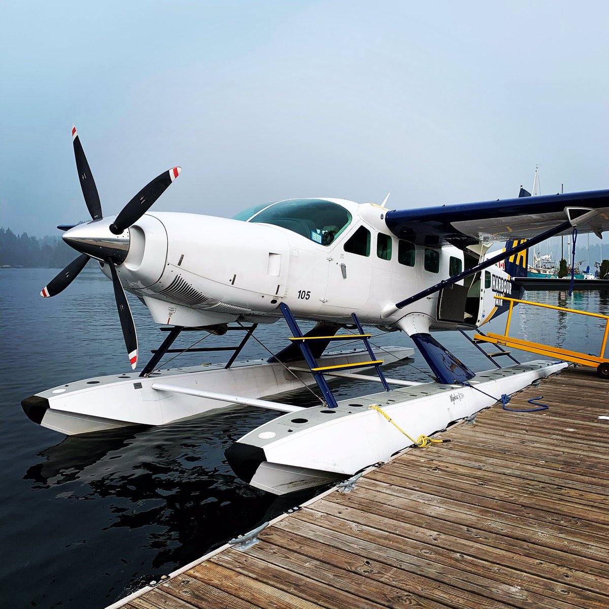 Flying in with <a href="/HarbourAirLtd/">Harbour Air</a> ? Let us pick you up at <a href="/tofinomarina/">Tofino Resort+Marina</a> and bring you to your destination. Schedule your pickup with the new app! Just Whistle! Download the app and go… 

whistle.ca/app