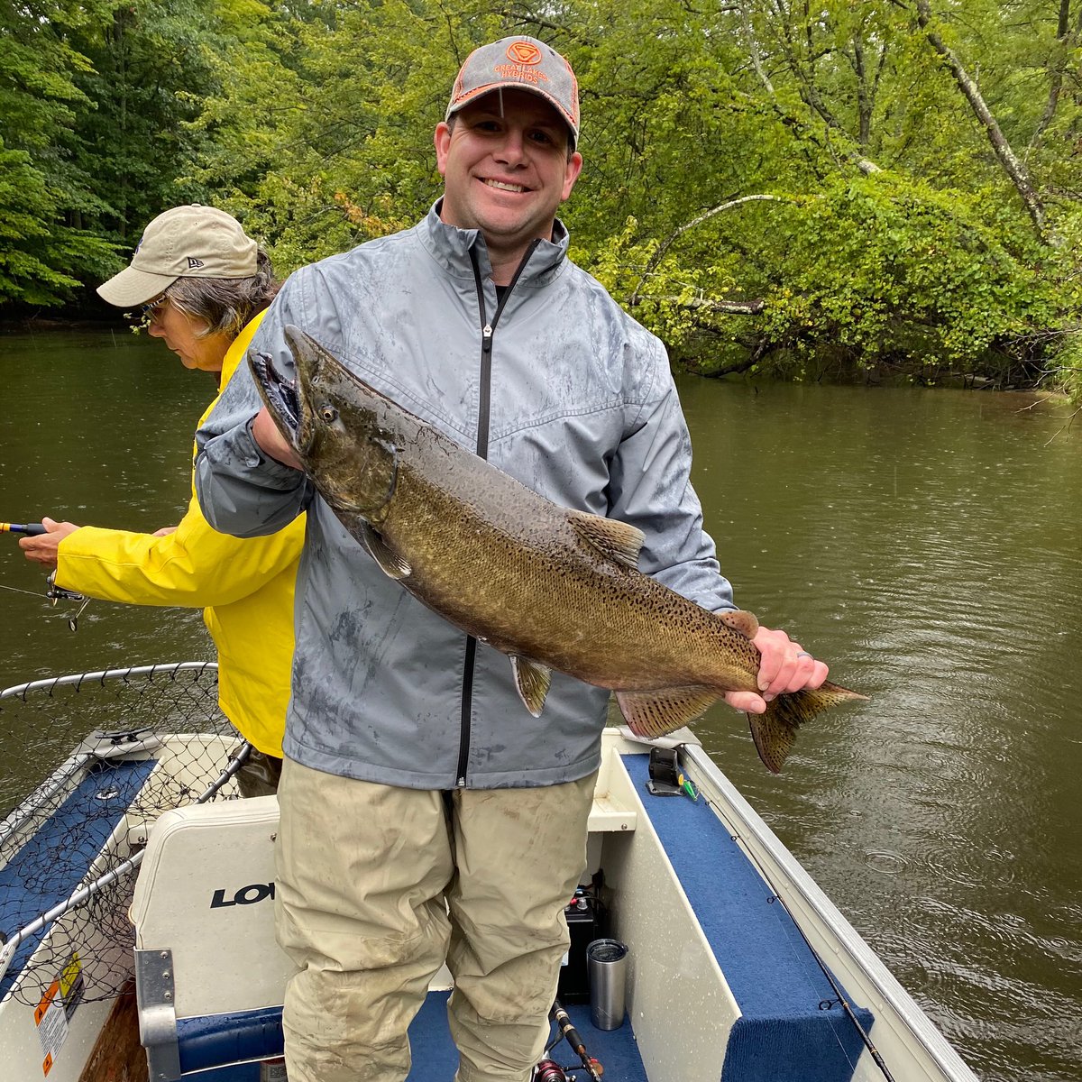 MMoffett08's tweet photo. Little fun on the PM River this morning! #salmon #fishmichigan #fishing #puremichigan https://t.co/O3dGZTqJ59