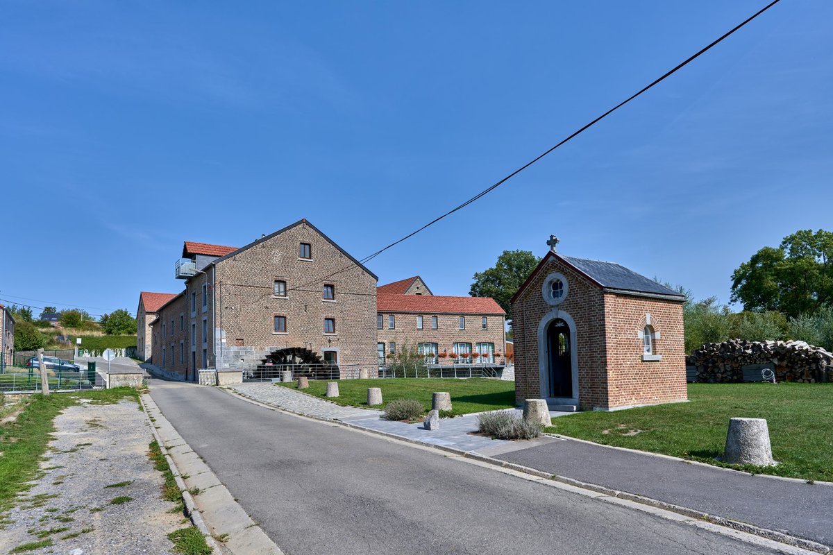 PeetermansRudi's tweet photo. 12 september 2020 15h. #Avennes dorp en Moulin de Velupont aan de #Mehaigne. #wandelen #Ravel L127 https://t.co/f6DUOkeBHR