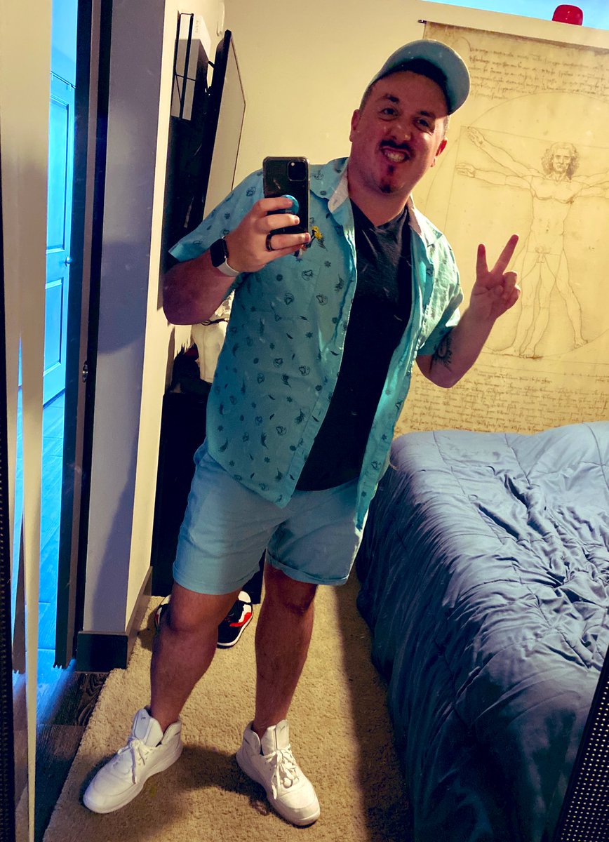 J_Bernstein91's tweet photo. Itโs a Disney day! May not be going anywhere but decided to not wear lounge clothes today ๐ #Disney #loinking #imblueabadeeabbadie #gottalobemyhashtags https://t.co/QzkVZWLtul