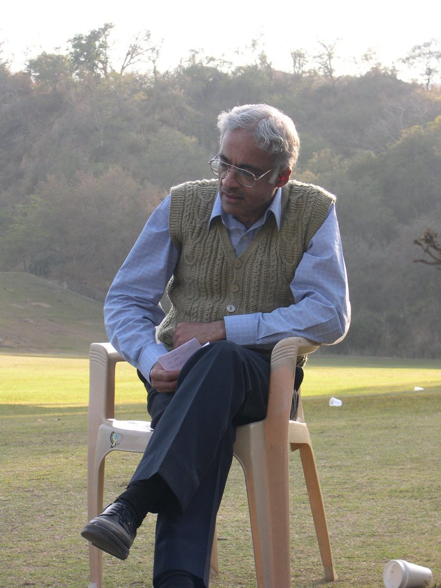 I had Prof Vinay Sakhuja & Prof Vivekanand Jha  @vjha126 as my guides. It was at PGI I wrote my first paper (a case report). By the time I left in Dec 2009, I had 6 case reports published and an original paper ready for publication. I was involved in other research projects too.