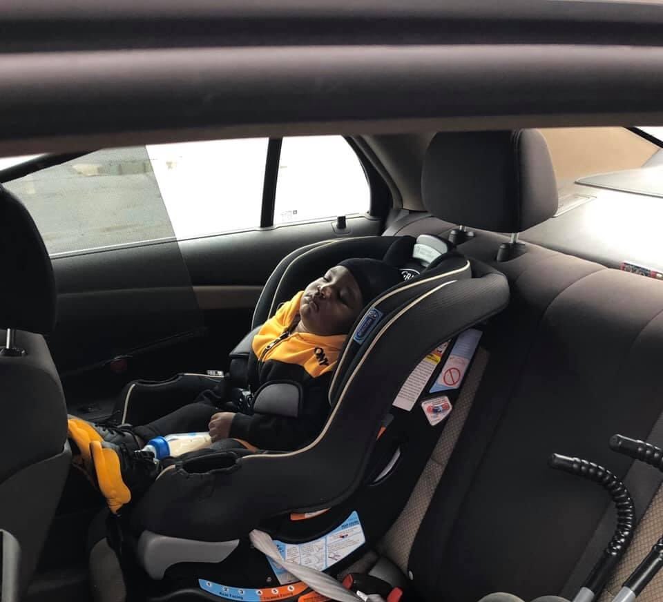 HeartbeatRevo's tweet photo. “She came back with the baby today! Not too long ago this mom stopped by and thanked us, showing us a picture of her baby that was saved. Today she stopped by with him in the back seat. Praise the Lord!” 👶🏽❤️

Repost from @Onelife4liferdo https://t.co/VBVlVp9Pa5