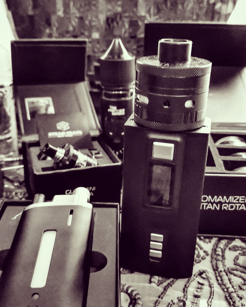 Device Steam crave Hadron 220
Juice Black panther
⁣⁣#شيشه #شيشه_الكترونيه #البحرين #الكويت #السعودية #الخبر #القطيف #الدمام #معسل #نكهات #الرياض  #معسلات #Arabvapingt #عمان #جده #vape #vapes #vaping #الامارات #تونس #مصر #الاردن  #المغرب #سوريا  #لبنان  #العراق  #vapinglife