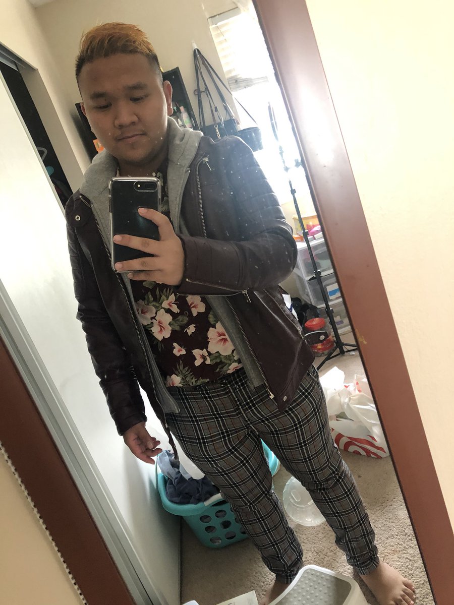 Jesteeer_'s tweet photo. This is my OOTD for having 2 TRIBAL COUNCIL as a Juror :) #Sog18 #RedneckIsland #Orgplayer https://t.co/6rItdcJZKm