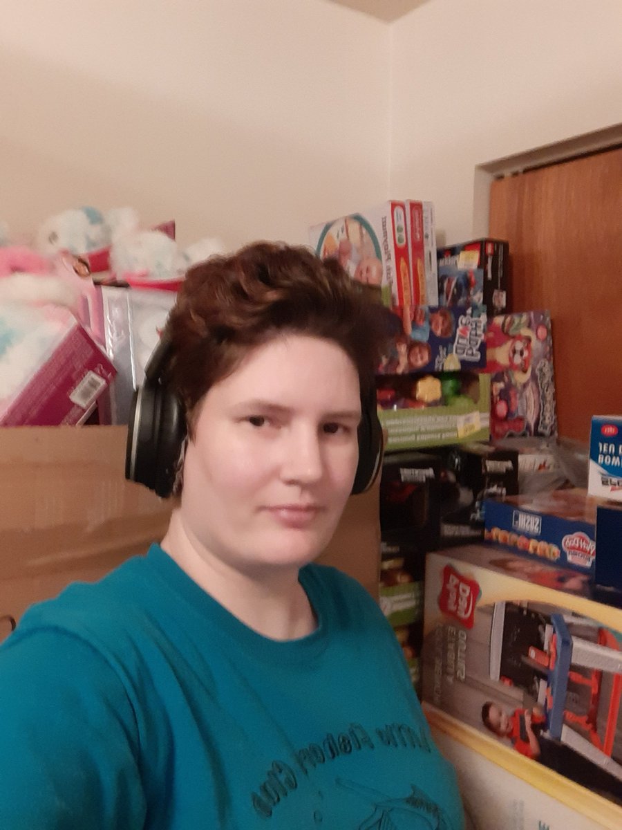 KittenShakaTcan's tweet photo. This is looking to be my best year EVER for our local Cars R Us Christmas toy drive here in Nova Scotia! Over $3000 worth of toys bought from collecting recyclables. Can't wait to see what the final total is in December! https://t.co/rwfGneSk8F