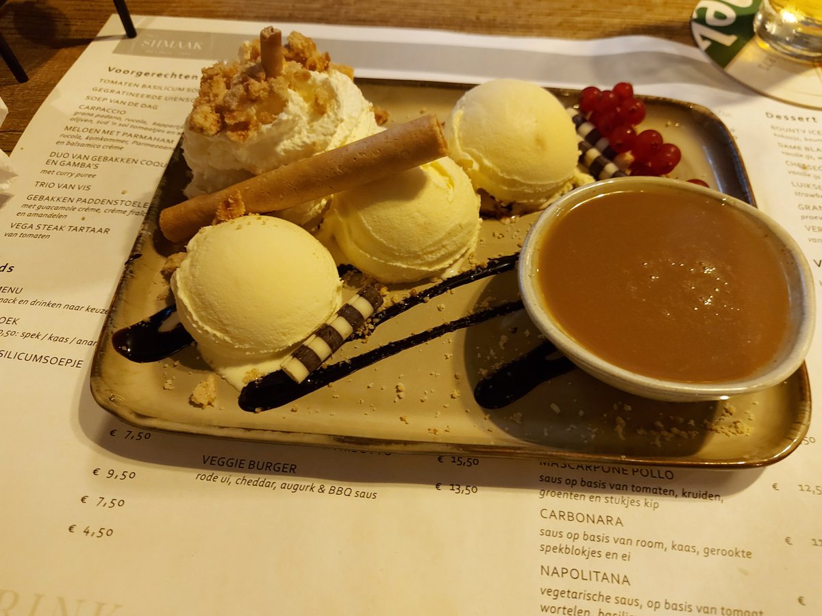 Kees58molMol's tweet photo. We mogen weer 5 jaar lesgeven voor alle rijbewijzen, en dat vieren we met een lekker etentje bij Grand café met shmaek #ibki #wrm https://t.co/3TVu5gFltm