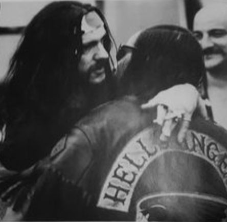 Stabberson1's tweet photo. LEMMY AND THE OG IN BERDOO AND MY FAVORITE QUOTE LEMMY WAS FAMILY AND THAT'S HAND IN GLOVE WITH WHAT I WAS TAUGHT LEMMY DIDN'T KNOW SONNY HE CAME STRAIGHT TO US  AND HE THOUGHT EXACTLY LIKE US ♥️ @myMotorhead https://t.co/cUImaLPWyb