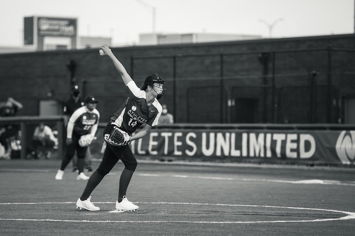 (1/3) One of the most incredible aspects of sports is that the game doesn’t know who’s supposed to win. Whether you played at a Power 5 or D2/D3... you are batting under .200 or over .500... have an era of sub 1 or 12.00... whether you’re a rookie or a vet- the game doesn’t know.