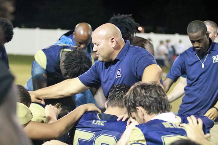 We have to finish games. 
#WeWinLosePrayTogether
Go Warriors 1-1 🏈