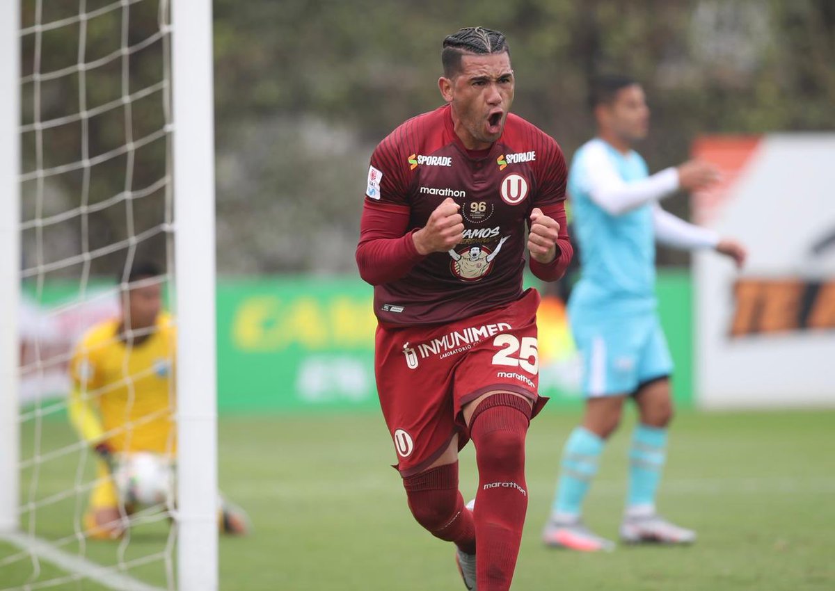 charlatacticap1's tweet photo. ¡DALE ALEGRÍA! - @Universitario de Deportes venció (1-0) a Deportivo Llacuabamba en la Videna por la Liga 1. Los cremas alargaron la diferencia de puntos gracias a la anotación del.uruguayo Jonathan Dos Santos, quien marcó su octavo gol en el campeonato. #CharlaTácticaPerú ⚽⚽ https://t.co/1MSJKBvQeh