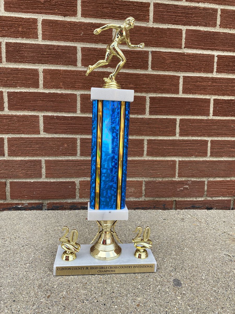 Great job middle school girls on winning this mornings race!!