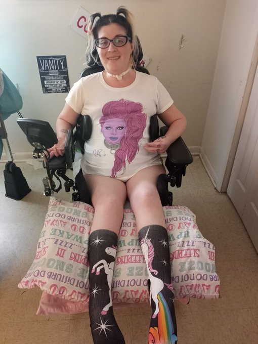 Nothing makes me forget about my worries like my @RuPaul shirt and my farting rainbows unicorn socks<a href="/tag/mvsales"class="tags"><span>#mvsales</span></a>