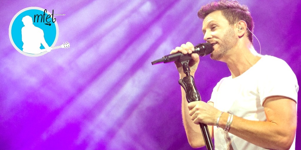 AxelFansLaRioja's tweet photo. Estás para lentos o movidos de @AxelOficial  este Sábado?. Te dejamos una recomendación  👉Caer esclavo en tus ojos es mi penitencia con esa mirada dulce bajas mis defensas... 🎶🎶 💃🕺 #MammaMía #Axel . Con cuál canción activas tu tarde 😍. https://t.co/icLRctnlsH