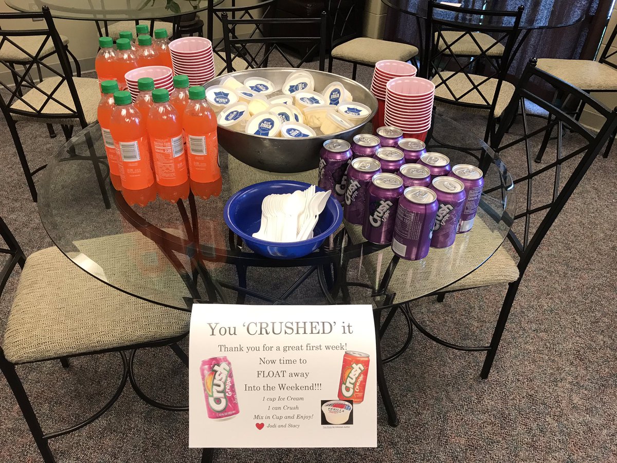 HPEprincipal's tweet photo. Celebrated an amazing first week. The staff CRUSHED it!!! Can’t wait for week two!! #hpestrong{er} #lsr7proud https://t.co/lspUCOzeLf