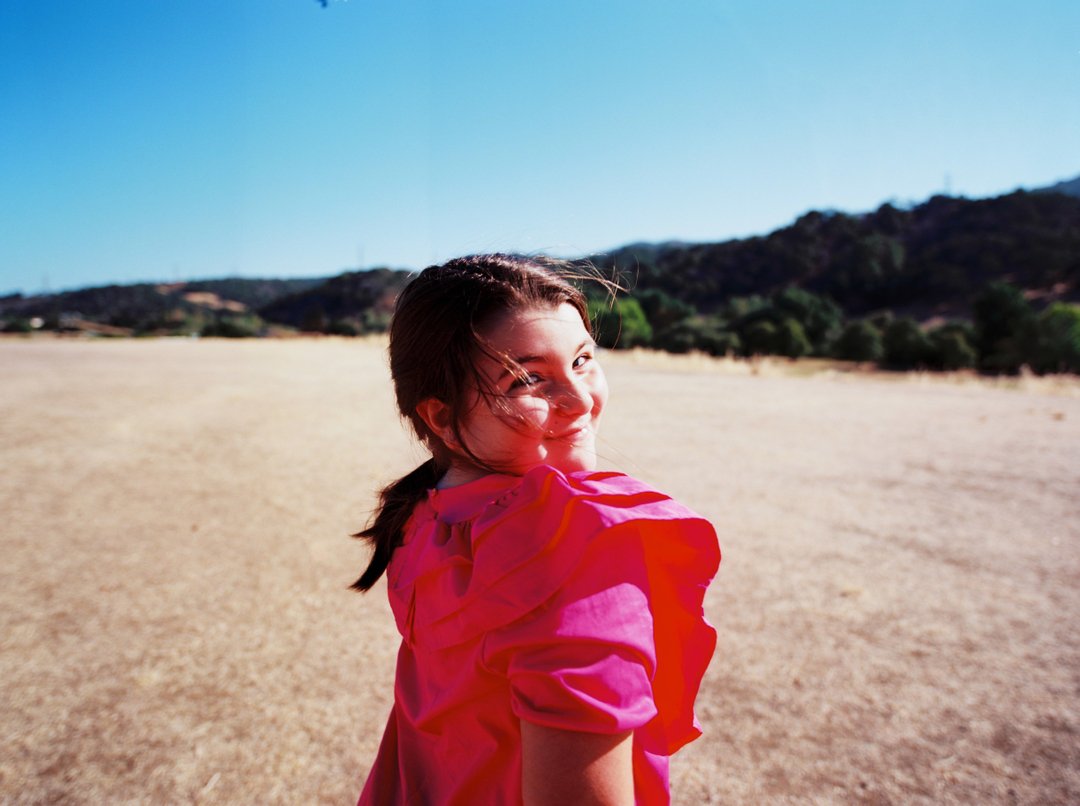 hiplushello's tweet image. I just need a reminder that the sky is blue.