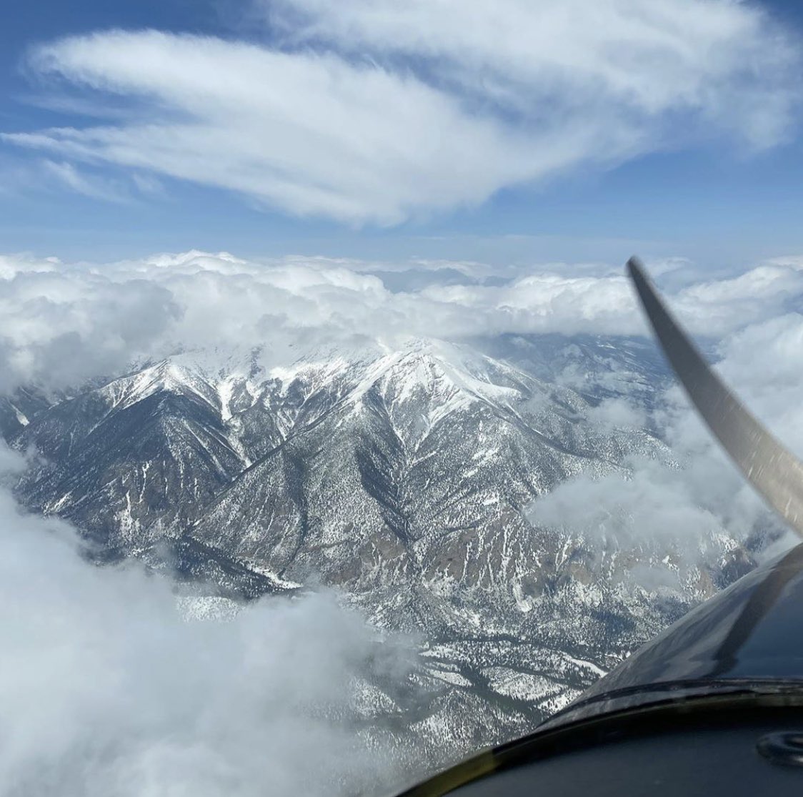 TannerFoust's tweet photo. Some serious flying out of the smoke into the snow yesterday!  Swipe <— catch some of the scenes.  #beechcraft @TextronAviation #f33a #flycolorado #getoutandfly https://t.co/dKUT8BM2nq