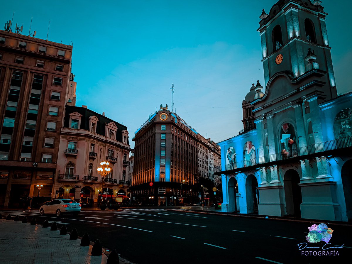 DannCard21's tweet photo. En mi paseo siempre me topo con el atardecer 🌅 de @buenosaires 🥰🥰

.
.
#buenosairescapital 
#shotoniphone 
#tv_streetart_
#graffitimash
#awesome_photographers
#visualcaptures 
#picture_to_keep
#travelexploring
#creavtiveoptic
#urbabandstreet
#ozshotmag 
#agameoftones https://t.co/HOhMS4nydq