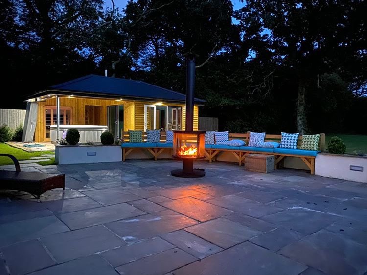 Legendfires's tweet photo. Not all #patioheaters and #firepits are created equal.....some are Legendary #GardenHalo #GardenCube https://t.co/Ff00tSElIS