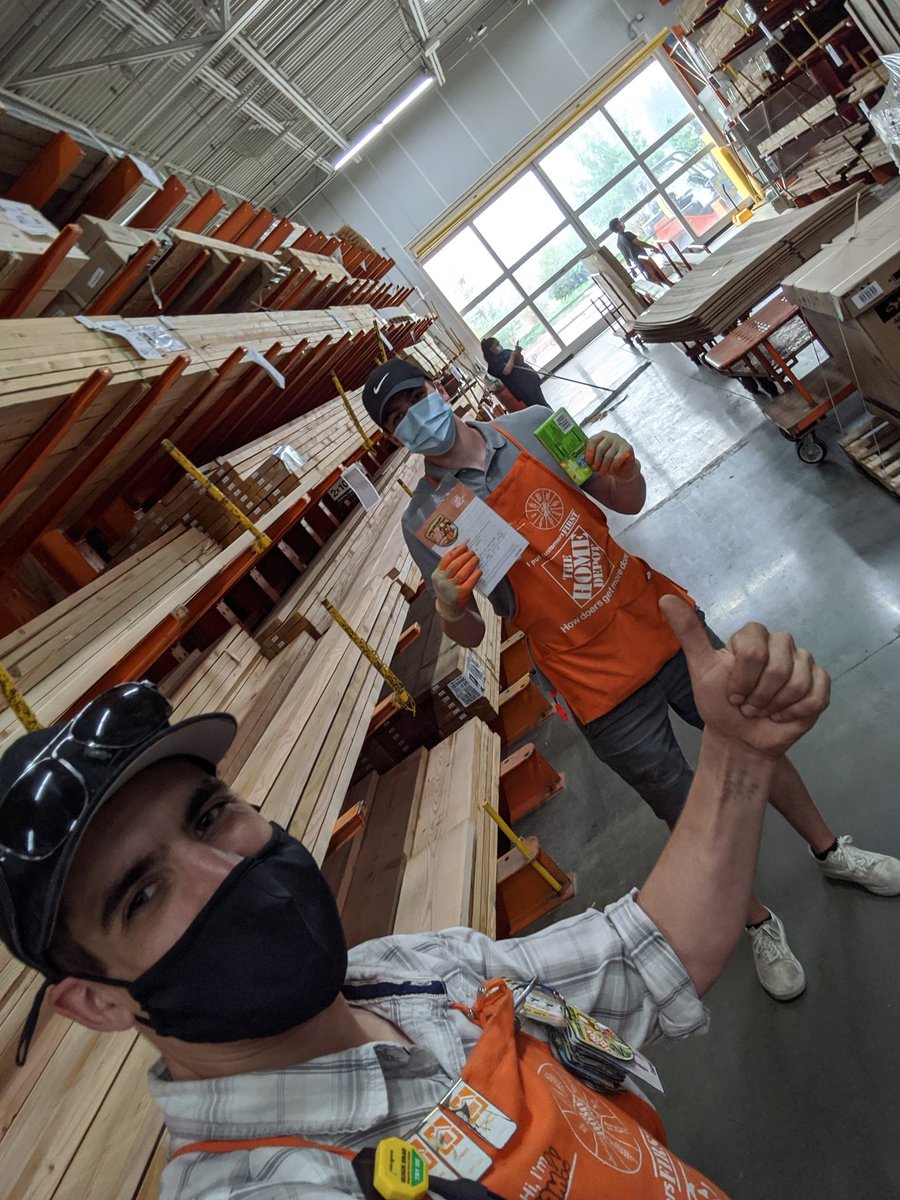 Recognizing Matt the Cannon 💪 for always staying on top of the department, driving product into the home, providing excellent customer service, all while working safe. Thanks for always taking the initiative Matt! You're a rockstar brother! #4738family <a href="/TamaraRoden/">Tamara Roden</a> <a href="/haystackjms/">Jeff Senn</a>