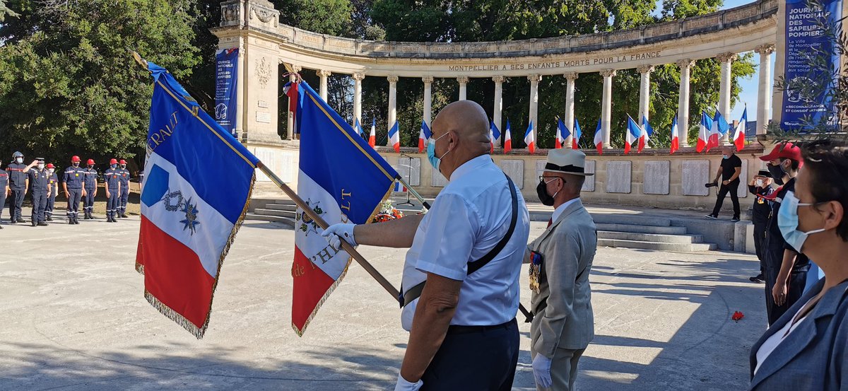 LegionHonneur34's tweet photo. @CoteMontpel @Delafosse2020 @DDSIS34 @SDIS34 @Prefet34 La @LegionHonneur34 et l'#ANMONM34 participaient à la journée nationale des Sapeurs-pompiers de #France à @montpellier_ https://t.co/JqWO2xSffw