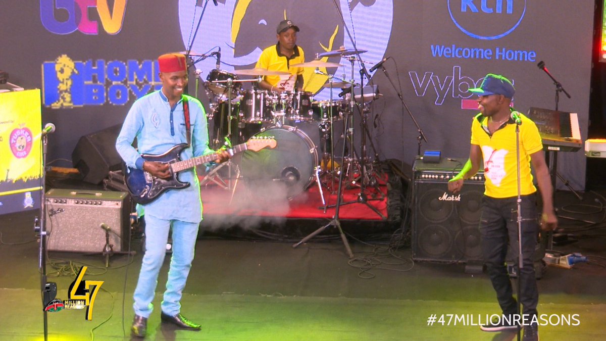 ktnhome_'s tweet photo. Enjoying the show? We hope you're up on your feet🕺🏿💃🏿. Share a pic with us of you dancing to @SamSamido's live performance! 
Stream live @ https://t.co/n0ulqqQpUc and remember to #RaiseATusker with @TuskerCider &amp; @TuskerLager #47MillionReasons https://t.co/YLiGeM5I4T