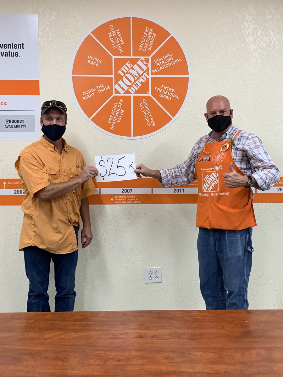 WhitlowNorman's tweet photo. Store 8520,  Kitchen Designer Douglas Trapp sold 25K in Cabinets and Countertops.  Way to go Doug! @KaseyCardenas77 @Angelique6529 @vickie_8520 @pamcalhoun19 @LMcmilian @Heather_Ava1os @jreed4401 @8520CantBeatUS @LeslieArce17 https://t.co/sPUc8sb420