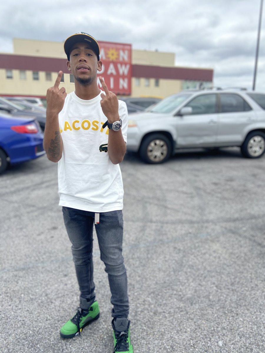 forevabackend1's tweet photo. ✨🖤 #FreeTtop🔓💚 #Jefe💙 #LRG35💚 #103foreva💔👼🏾 #4EvaBey🖤💔 #freestucci🔓 https://t.co/YOtfW3qjIl