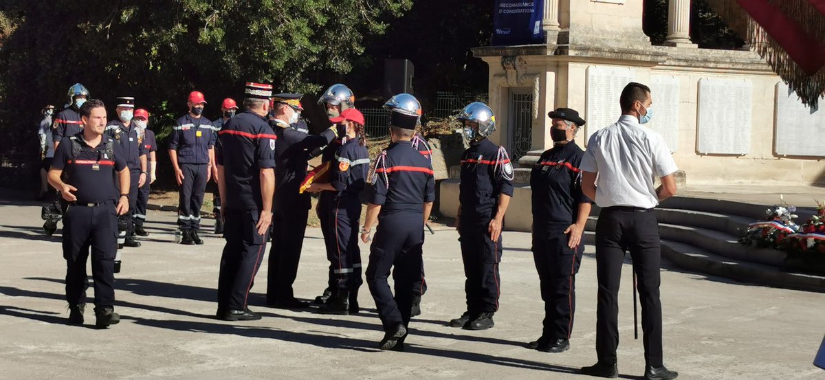 LegionHonneur34's tweet photo. @ClareLouHart @Heraultinfos @Occitanie @SDIS34 @danielle_aben @Prefet34 @Gendarmerie_34 @Delafosse2020 @Fvillette @CoteMontpel @F_DombreCoste La @LegionHonneur34 et l'#ANMONM34 participaient à la journée nationale des Sapeurs-pompiers de #France à @montpellier_ https://t.co/C4LRH54kiV