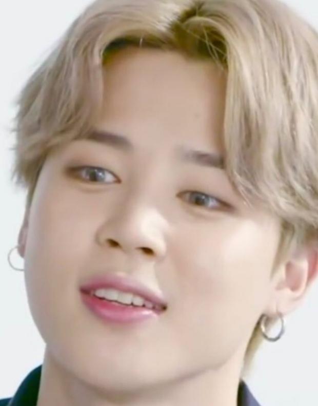 fof_fafi's tweet photo. #pjmselcaday #jimin
#love
#pjmforever https://t.co/5uNBn2VRfB