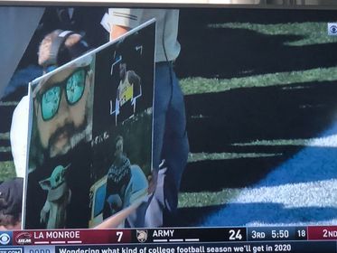 BozemanBagMan's tweet photo. @edsbs God Bless The Troops https://t.co/hdxjuCScV9