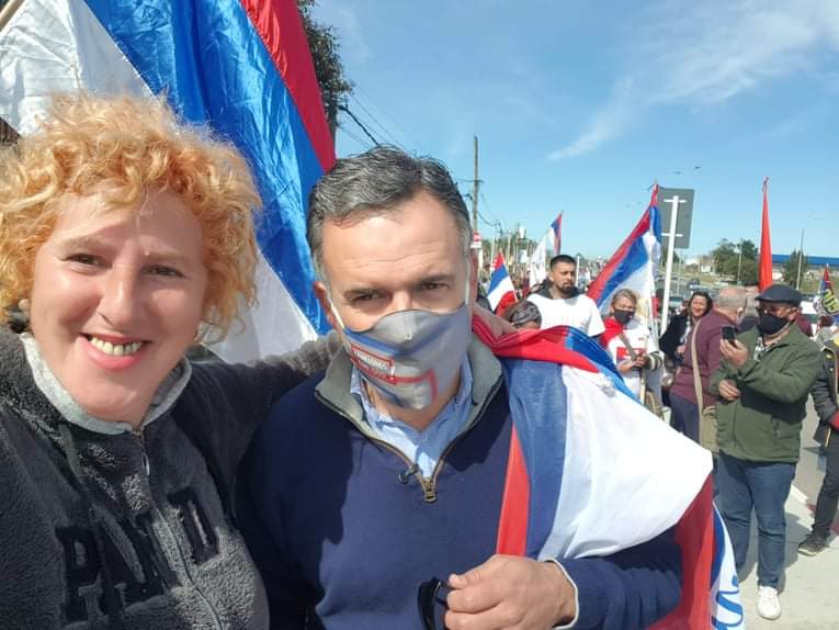 2040Compromiso1's tweet photo. Caravana Yamandú Orsi por toda Ciudad De La Costa.
El compañero de la bicicleta nos acompañó en toda la caravana pedaleando 🔴🔵⚪
#COMPROMISOCANARIO
#COMPROMISODETODOS
#CompromisoEcologista
#CompromisoDeportista
#FA
#CC2040
#FrenteAmplio
#YamandúOrsi
#YamandúCosta https://t.co/q59pQ6Y4PN