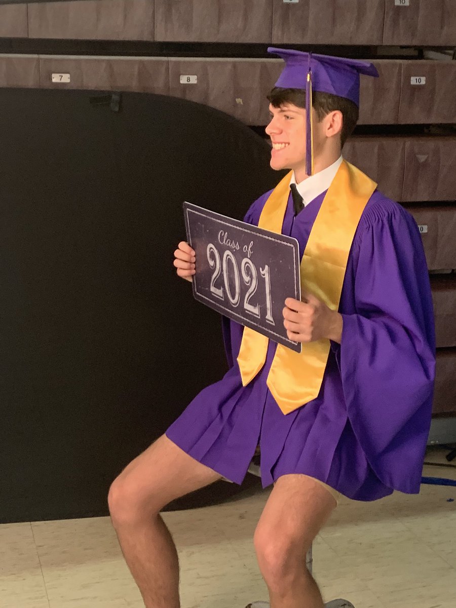 ShannaSteed's tweet photo. So this happened today! To say he makes me proud is an understatement.                            DSHS Senior 2021 💜💛💜💛 https://t.co/RPQNOHrhyy