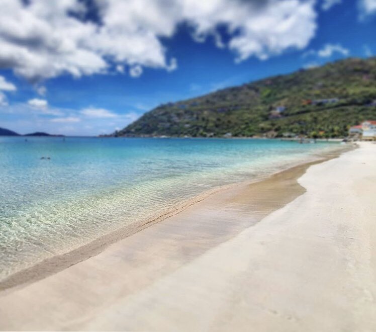 BVIslands_UK's tweet photo. Peace & tranquility in our BVI 😍❤️🇻🇬 IG 📷 exploremyworldbvi #BVI #BVISecrets #BritishVirginIslands #NaturesLittleSecrets #Paradise https://t.co/F7Px8mqXtA