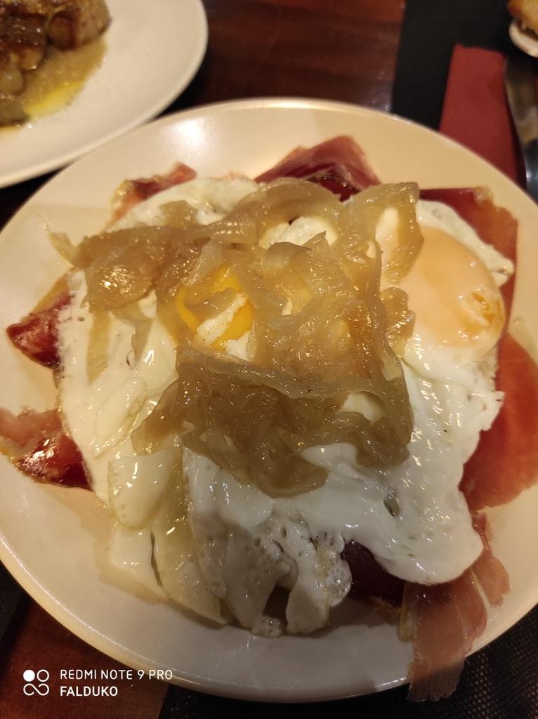 falduko's tweet photo. A sopar 
#ElCeller 
#LaRapita
#LoMillorDelMon https://t.co/GtKWGq17Rj