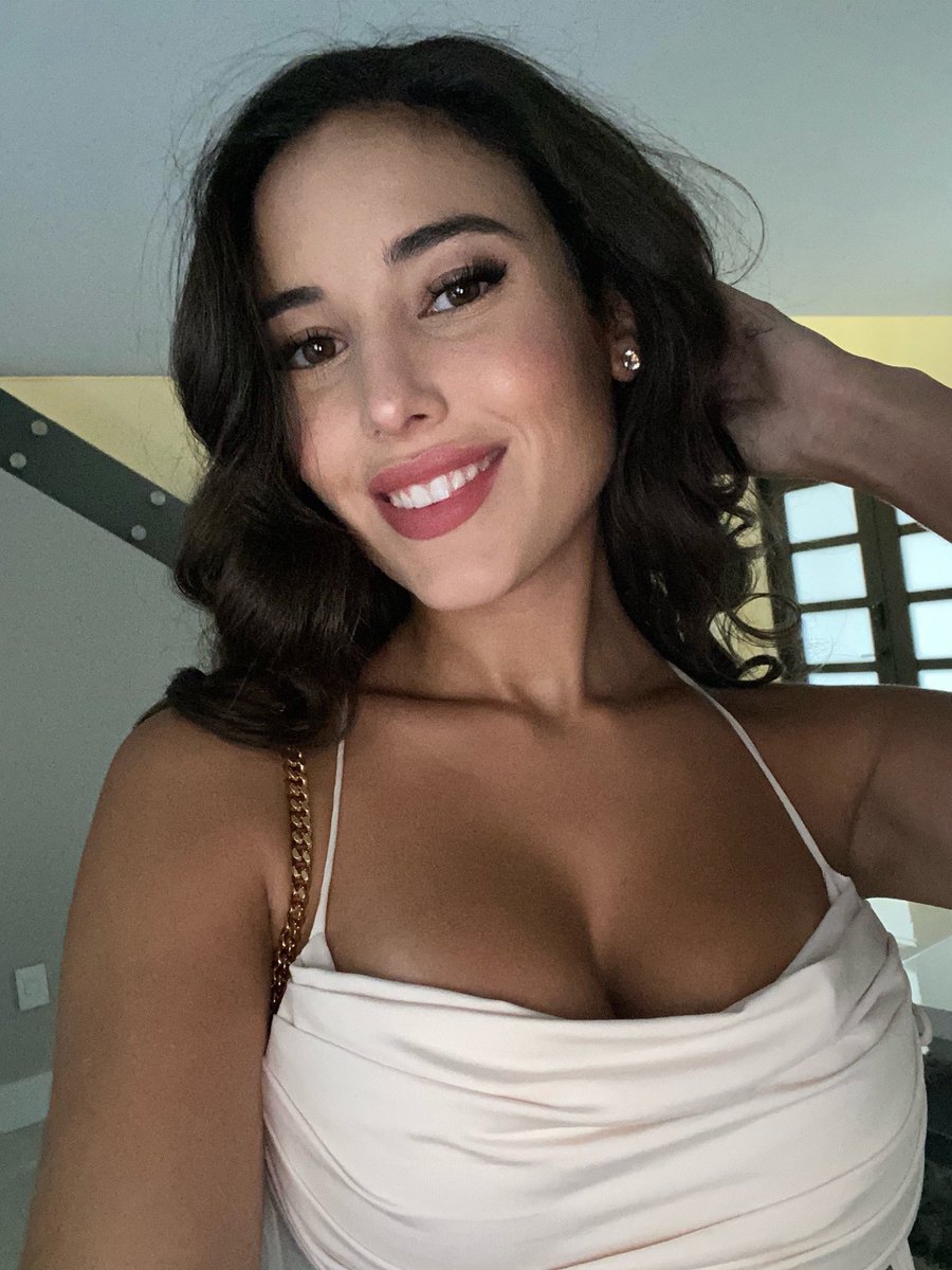 Verona angie Angie Varona