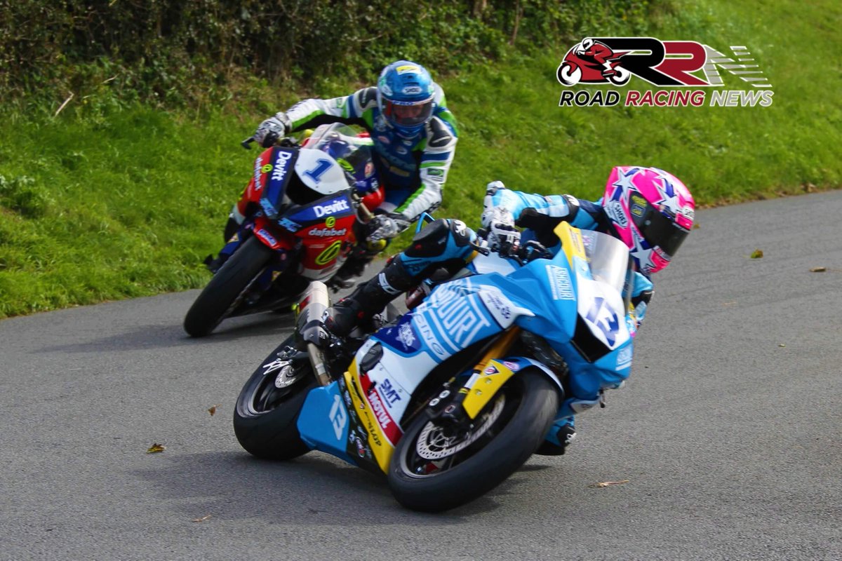 StevieRRN's tweet photo. Terrific Supersport tussles between @Lee_johnston13 and @deanharrisonTT @MountOlivers, #roadracing, #realroads, #realracing, #goldcup https://t.co/RI6RBJeO2L